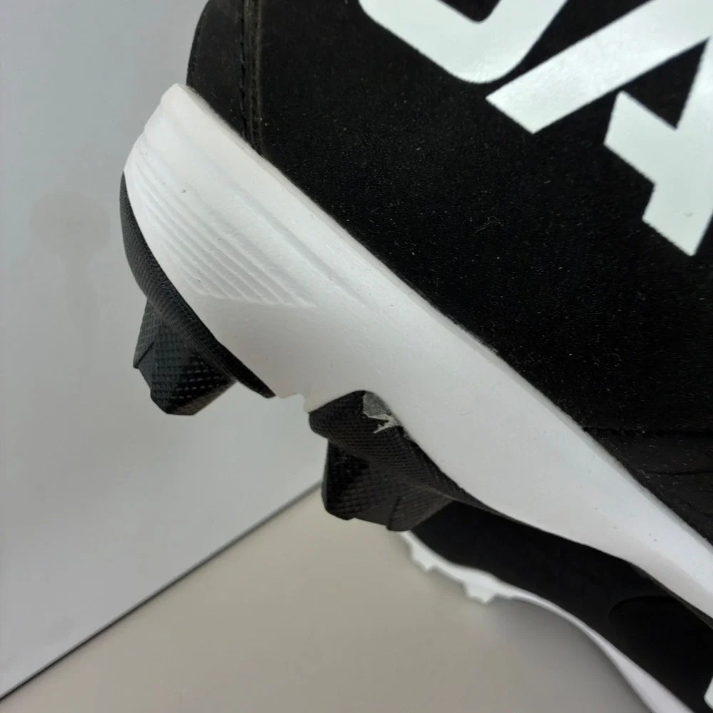 Under Armour Leadoff Low RM Youth Baseball Cleats Black White 3026607001 Size 5Y